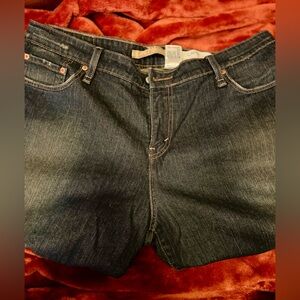 Levi's Classic Blue Capri Jeans Size 18